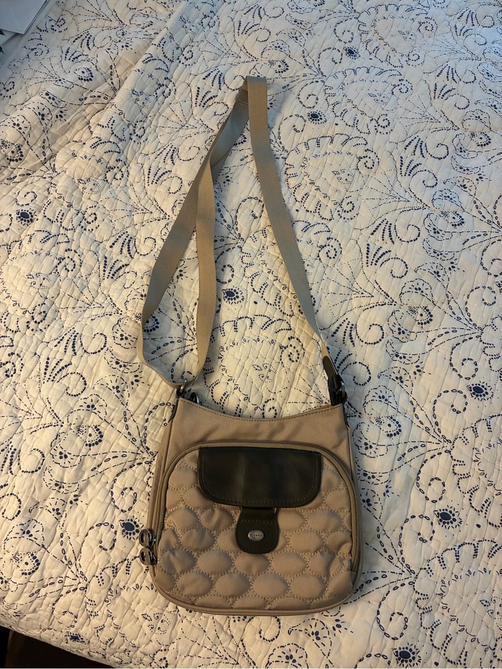 Mosey Crossbody Bag in Taupe